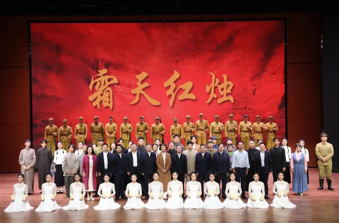 1结束合影.JPG